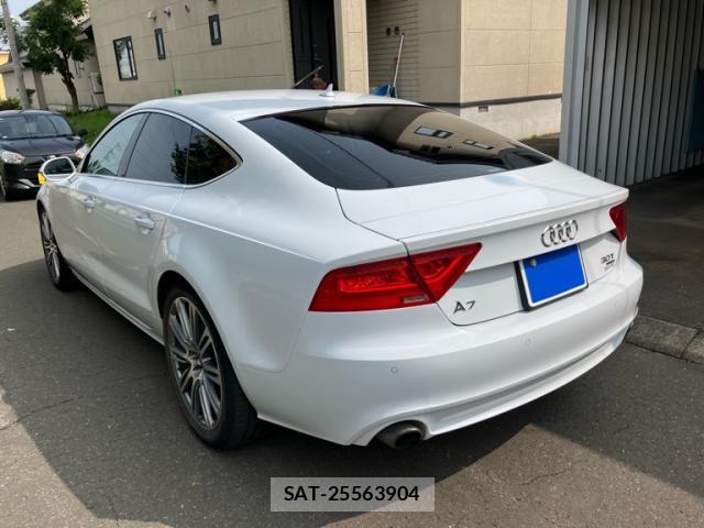 Audi A7 2013-11 8727210-1