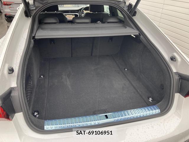 Audi A7 2022-03 8729703-18