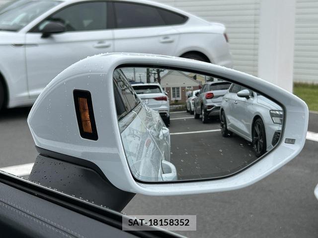 Audi A7 2023-10 8729716-10