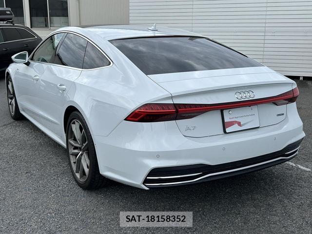 Audi A7 2023-10 8729716-19