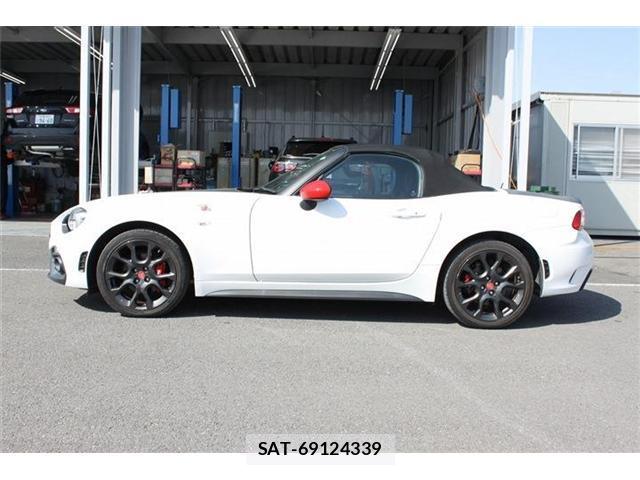 Abarth 124 Spider 2017-03 8729858-13