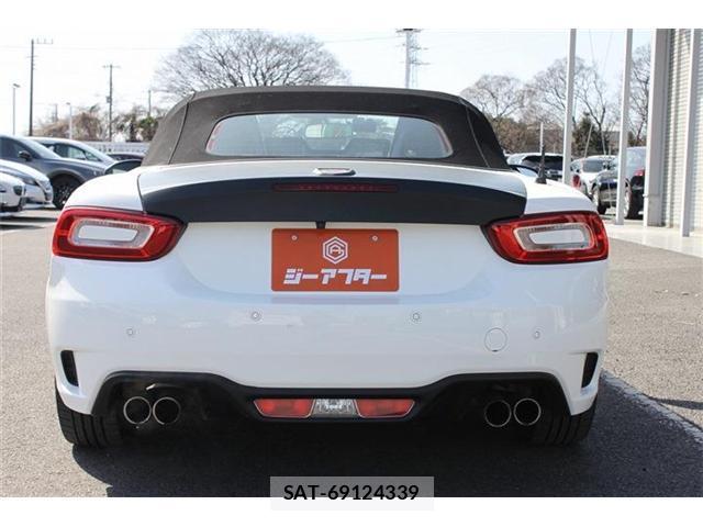 Abarth 124 Spider 2017-03 8729858-15