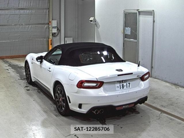 Abarth 124 Spider 2017 8730019-1