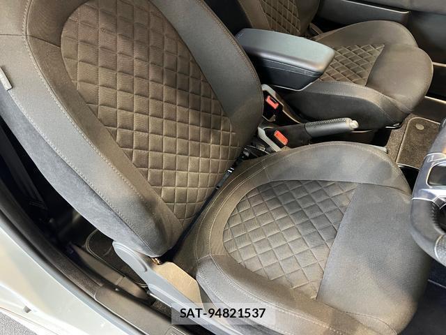 Abarth 595 2022-06 8725928-11
