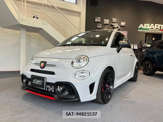 Abarth 595 2022-06 8725928-17