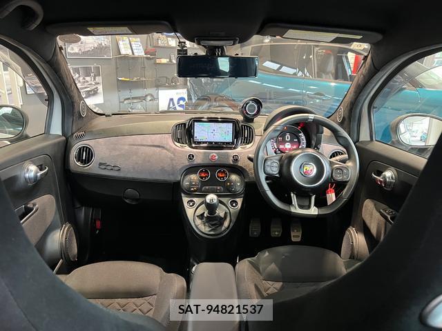 Abarth 595 2022-06 8725928-18