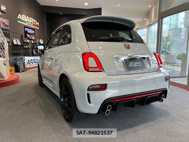 Abarth 595 2022-06 8725928-8