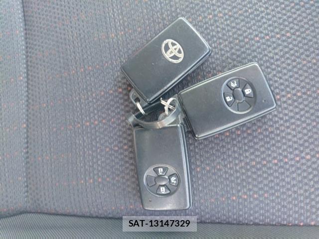 Toyota ALLION 2013-08 8727463-14