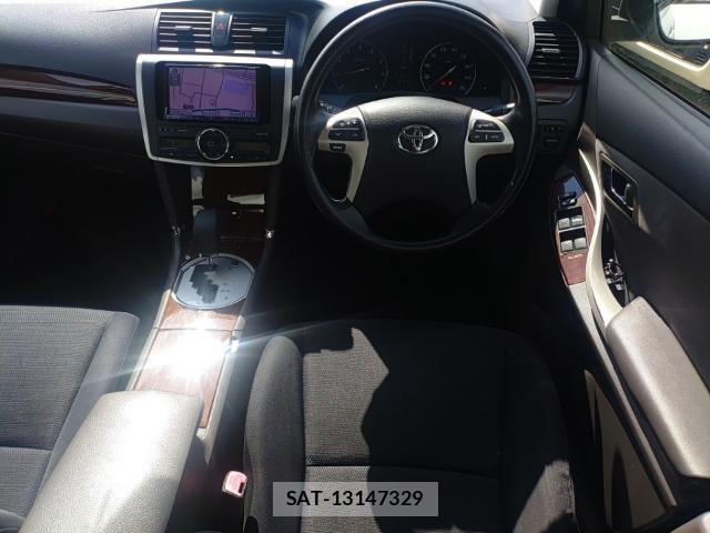 Toyota ALLION 2013-08 8727463-2