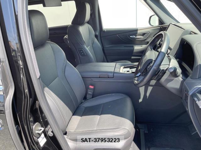 Toyota ALPHARD HYBRID 2024-10 8726853-10