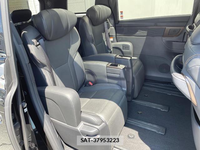 Toyota ALPHARD HYBRID 2024-10 8726853-11