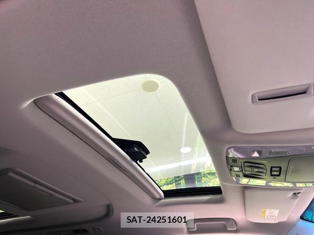 Toyota ALPHARD HYBRID 2020-04 8727129-2
