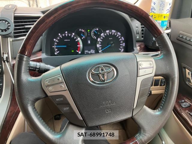 Toyota ALPHARD 2011-11 8726117-9
