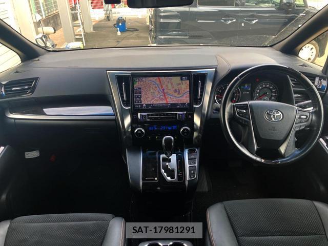 Toyota ALPHARD 2017-09 8727016-1