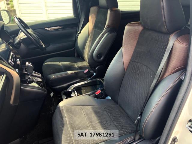 Toyota ALPHARD 2017-09 8727016-9