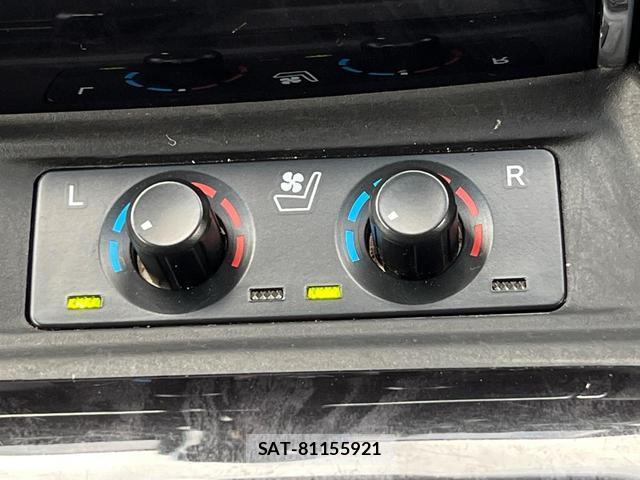 Toyota ALPHARD 2019-08 8727229-7