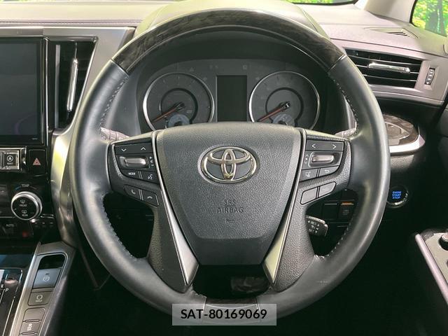 Toyota ALPHARD 2017-04 8727255-11