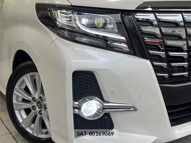 Toyota ALPHARD 2017-04 8727255-12