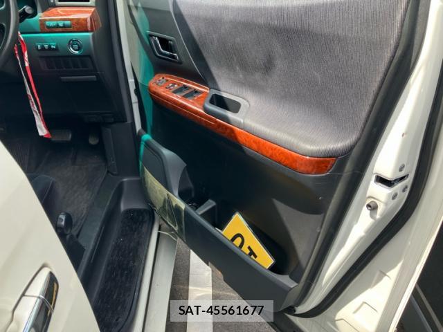 Toyota ALPHARD 2010-08 8727356-7