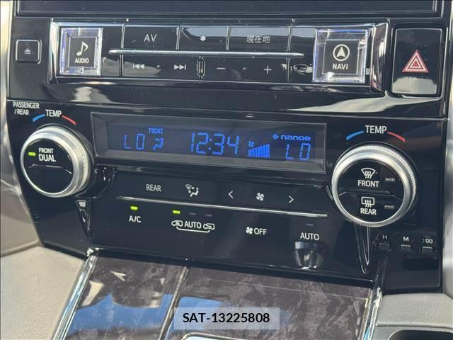 Toyota ALPHARD 2018-02 8727868-11