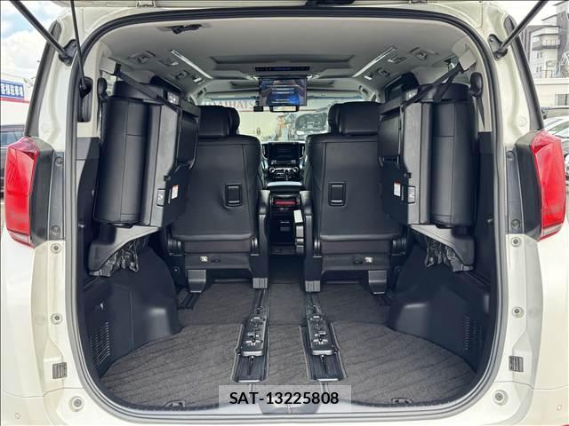 Toyota ALPHARD 2018-02 8727868-19