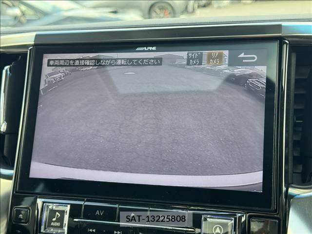 Toyota ALPHARD 2018-02 8727868-3