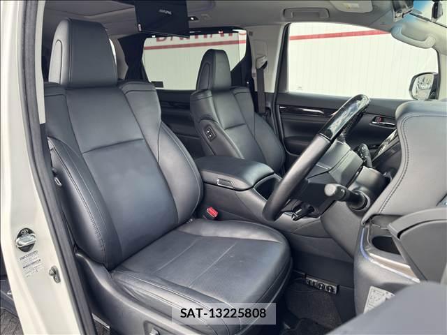Toyota ALPHARD 2018-02 8727868-6