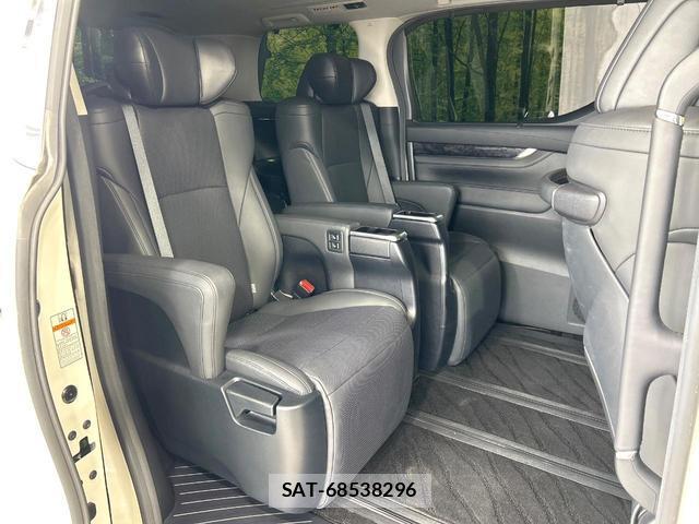 Toyota ALPHARD 2020-02 8728390-8