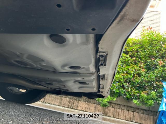 Toyota ALPHARD 2015-12 8728612-3