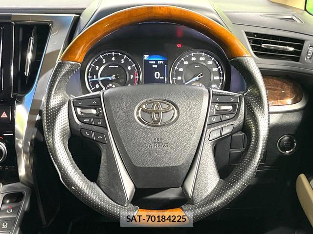 Toyota ALPHARD 2019-07 8728692-10