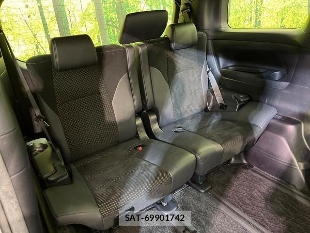 Toyota ALPHARD 2021-06 8728889-10