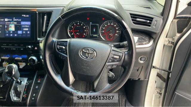Toyota ALPHARD 2020-07 8729548-16