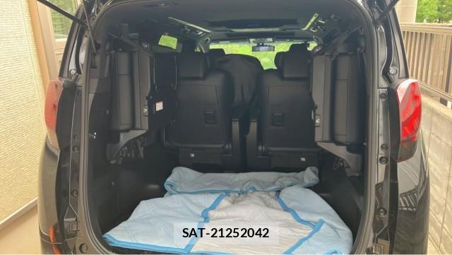 Toyota ALPHARD 2015-06 8729552-17