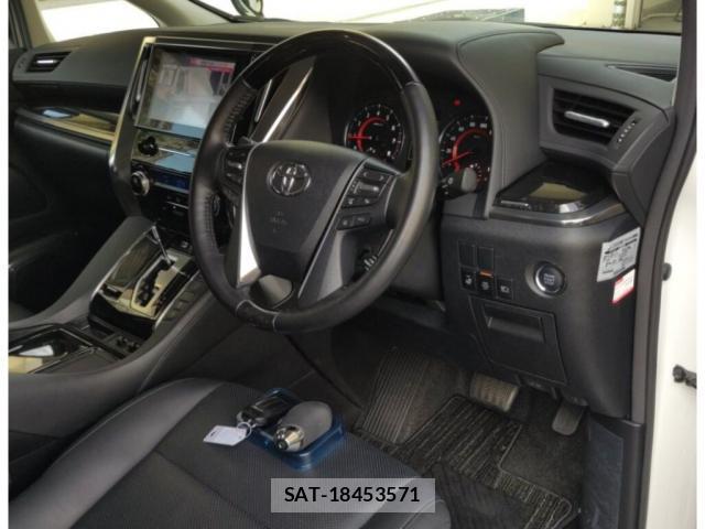Toyota ALPHARD 2021-08 8729786-2