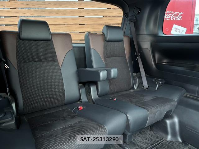 Toyota ALPHARD 2017-06 8730169-13