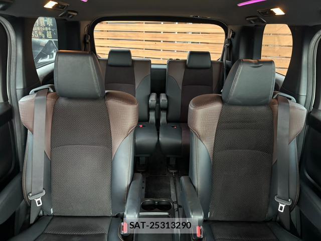 Toyota ALPHARD 2017-06 8730169-15