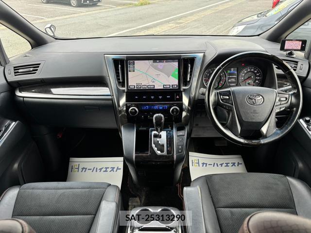 Toyota ALPHARD 2017-06 8730169-18