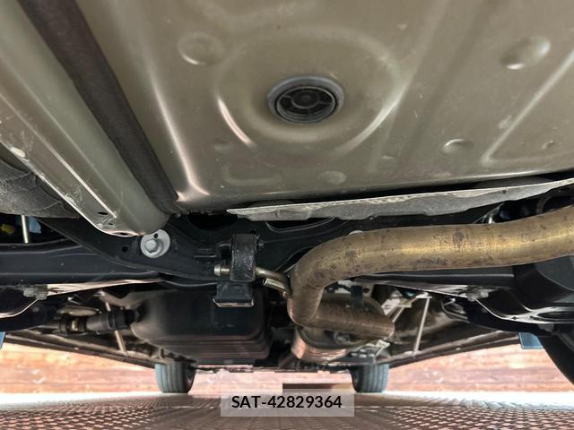 Toyota ALPHARD 2023-02 8730258-18