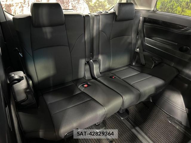 Toyota ALPHARD 2023-02 8730258-9