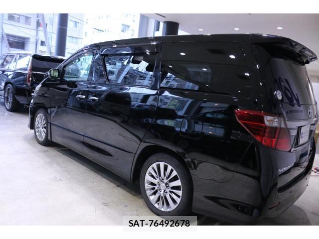 Toyota ALPHARD 2013-11 8730605-13