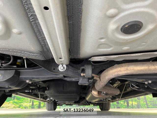 Toyota ALPHARD 2017-12 8730690-17