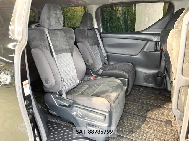 Toyota ALPHARD 2019-07 8731240-8