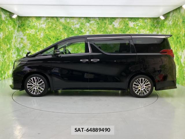 Toyota ALPHARD 2017-08 8731327-1