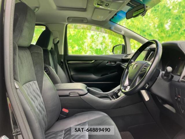 Toyota ALPHARD 2017-08 8731327-3