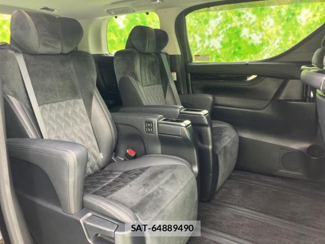 Toyota ALPHARD 2017-08 8731327-4