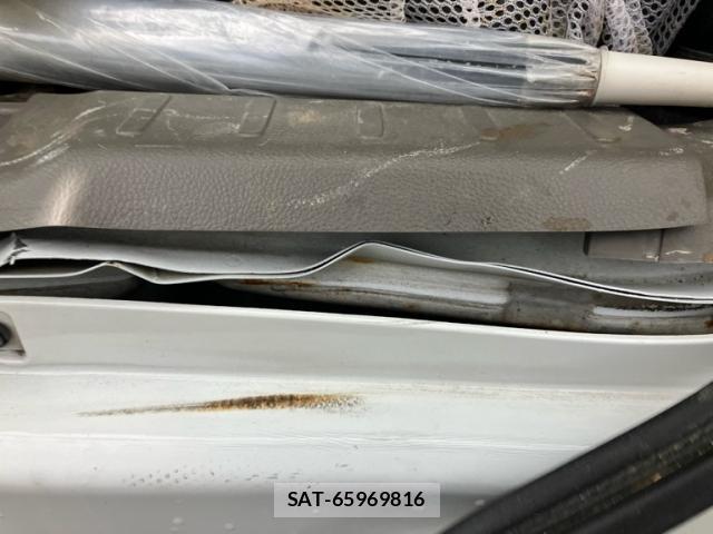 Suzuki ALTO 2013-08 8727308-11