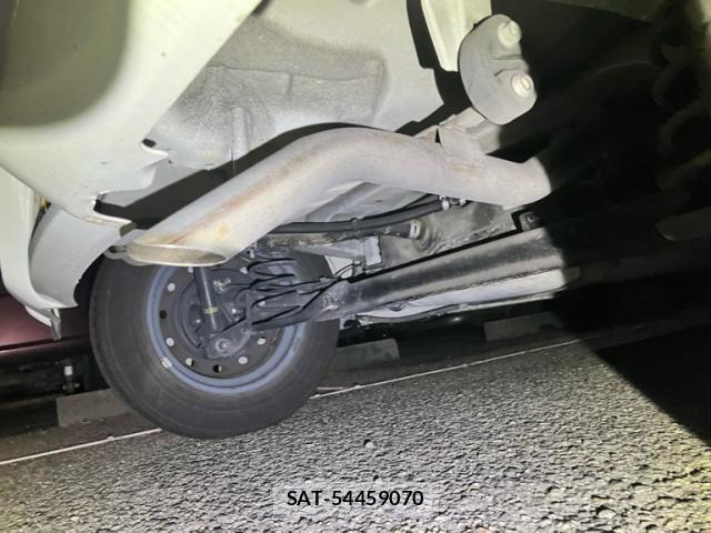 Suzuki ALTO 2015-12 8726828-15