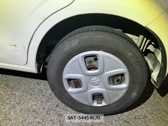 Suzuki ALTO 2015-12 8726828-3