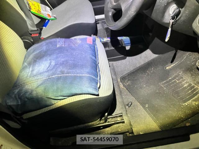 Suzuki ALTO 2015-12 8726828-9