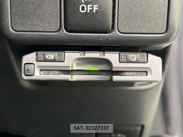 Toyota AQUA 2012-05 8725772-4